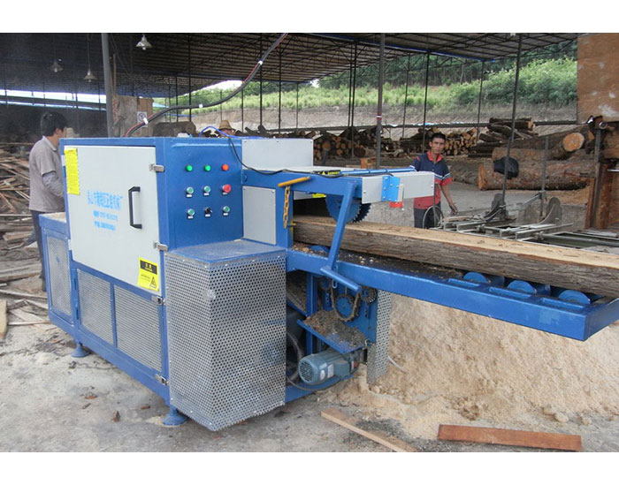 云南省-耿馬縣-能鋸圓木方木200機(jī)現(xiàn)場(chǎng)